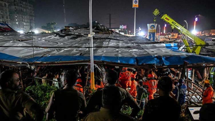 Dunya News Twelve dead, 60 injured in India billboard collapse