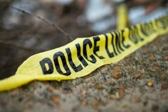 شکارپور: ڈاکوؤں کی کارپرفائرنگ سے خاتون جاں بحق، 5 افراد زخمی