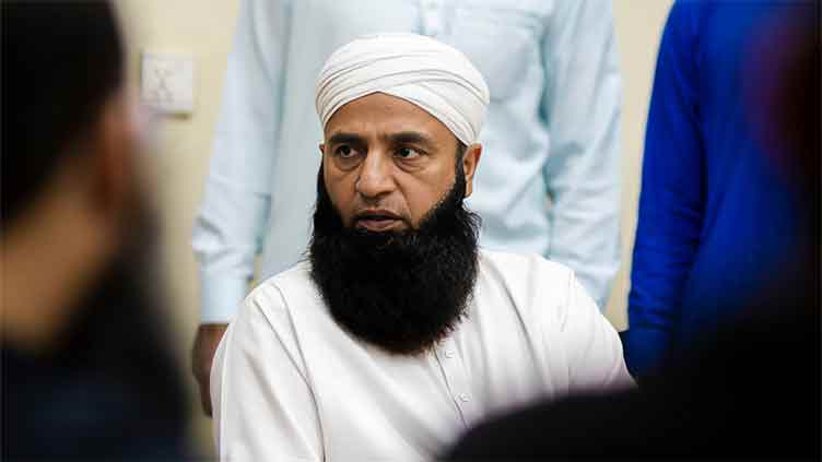 Saeed Anwar's remarks about working women divide internet