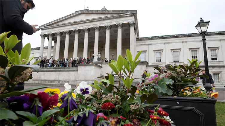 UK universities at risk as international student numbers plunge, report says