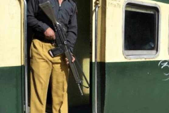 راولپنڈی ریلوے سٹیشن سے جعلی پولیس اہلکار پکڑا گیا