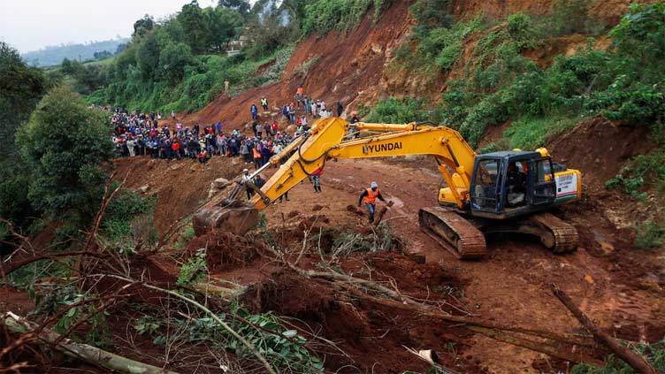 At least five missing in landslide in central Kenya