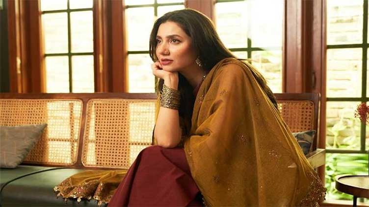 Mahira Khan's stunning appearance impresses fans  