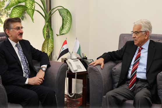 خواجہ آصف سے عراقی سفیر حامد عباس لفتا کی ملاقات، باہمی تعاون کو وسعت دینے کا عزم