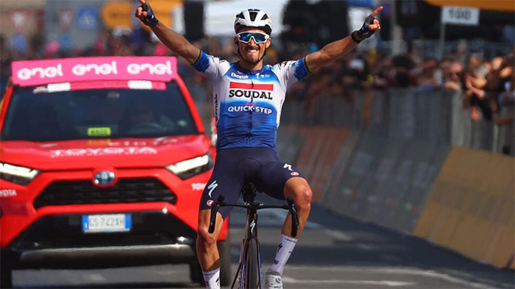 'Fighter' Alaphilippe back winning in Giro 12th stage, Pogacar holds lead