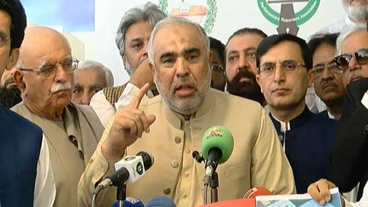 PTI leaders grill Punjab govt over injustice with farmers