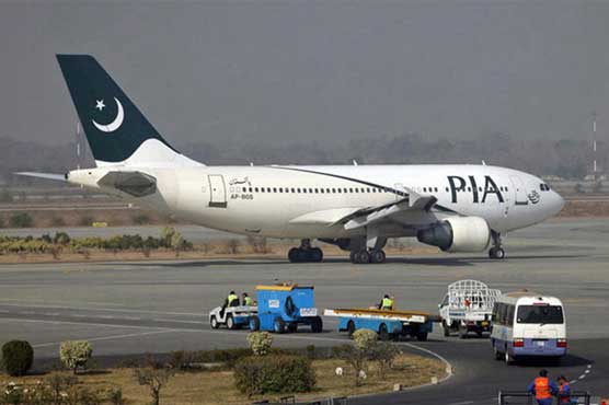 ٹورنٹو جانے والی پی آئی اے کی پرواز کو فنی خرابی کے باعث کراچی اتار لیا گیا