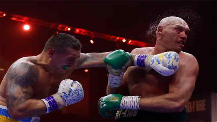 Usyk beats Fury to become undisputed heavyweight champion
