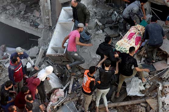 اسرائیلی فوج کی پناہ گزین کیمپ پر بمباری، مزید 20 فلسطینی شہید