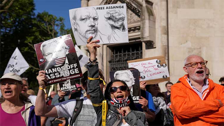 Julian Assange: WikiLeaks founder fights US extradition with free speech argument