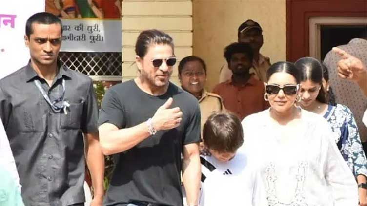 Shah Rukh Khan, Salman Khan cast their votes