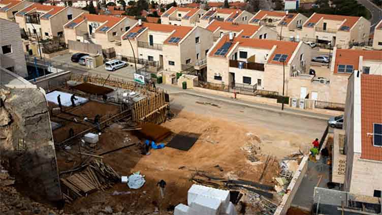 Israel allows return to three evacuated West Bank settlements