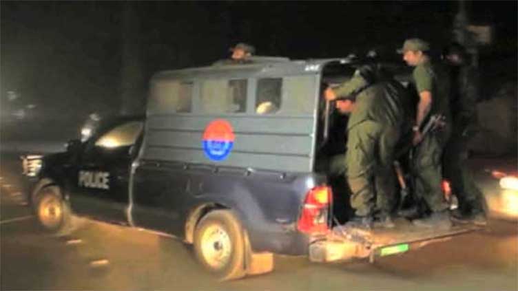 Five bandits injured, arrested after encounters with police