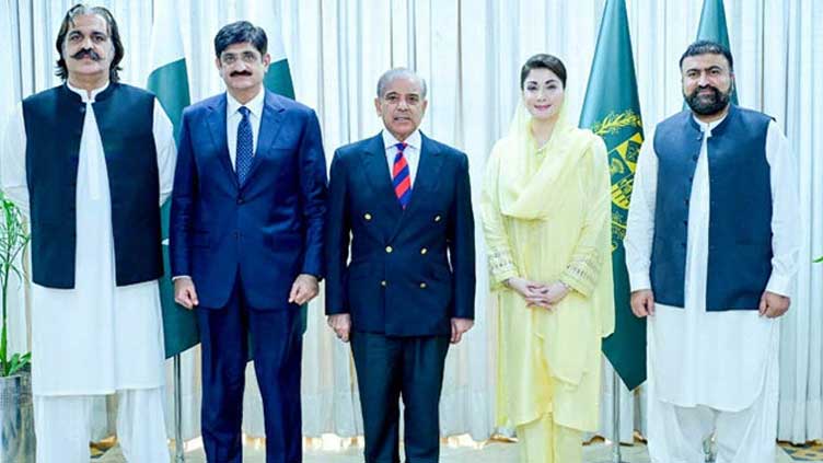 PM Shehbaz says will not tolerate obstacles to foreign investment