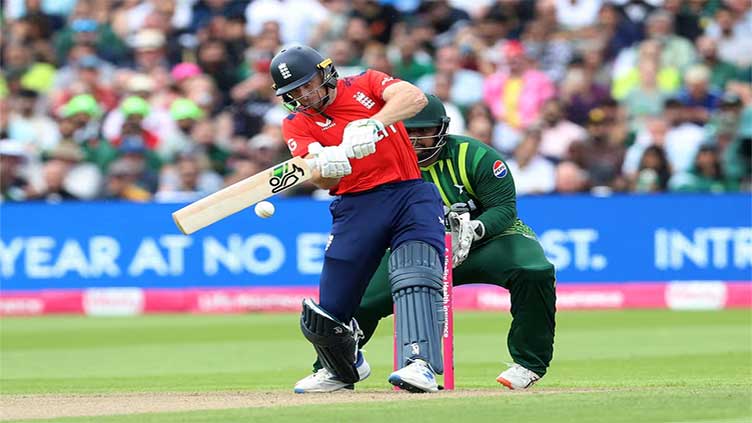 Buttler knock guides England to 23-run victory over Pakistan
