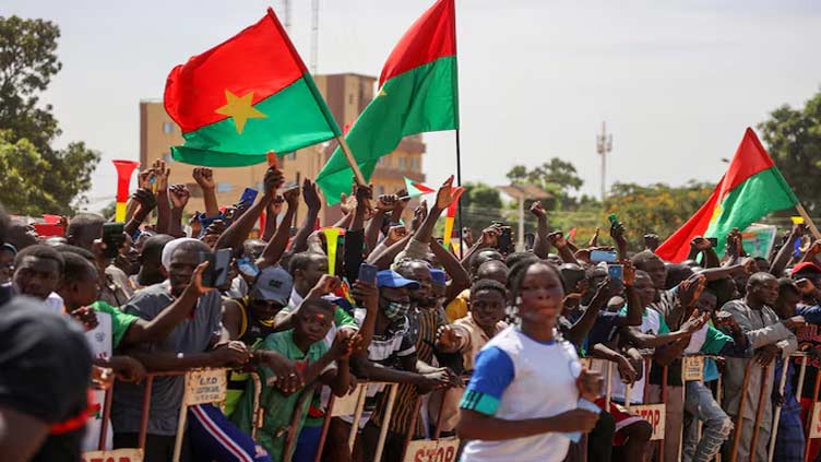 Burkina Faso extends junta rule by five years