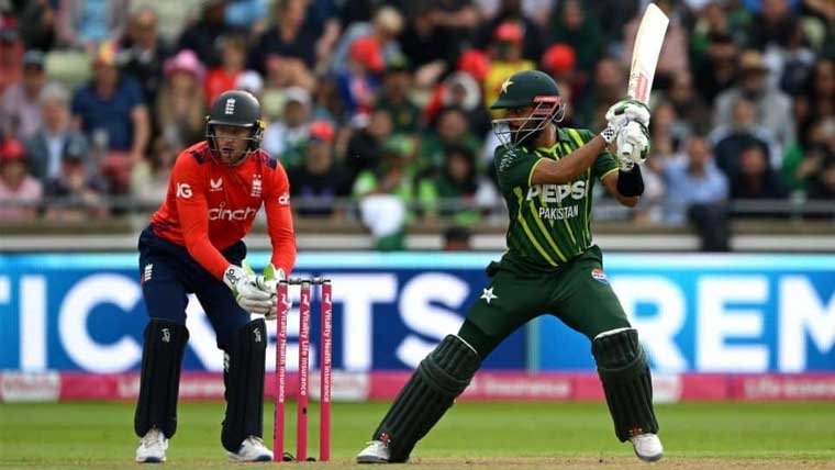 پاکستان اور انگلینڈ کے درمیان تیسرا ٹی ٹوئنٹی میچ آج کھیلا جائے گا