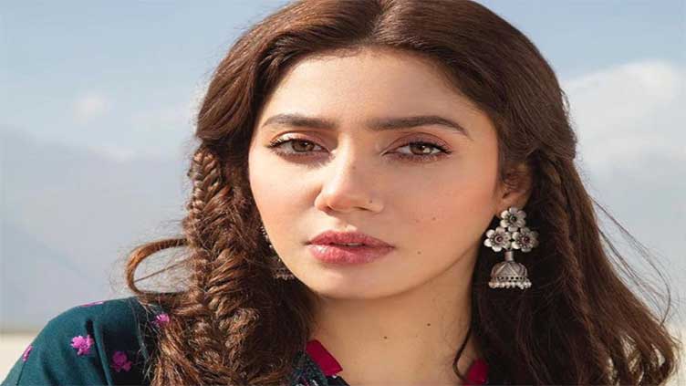 Mahira Khan reflects on hope and positivity