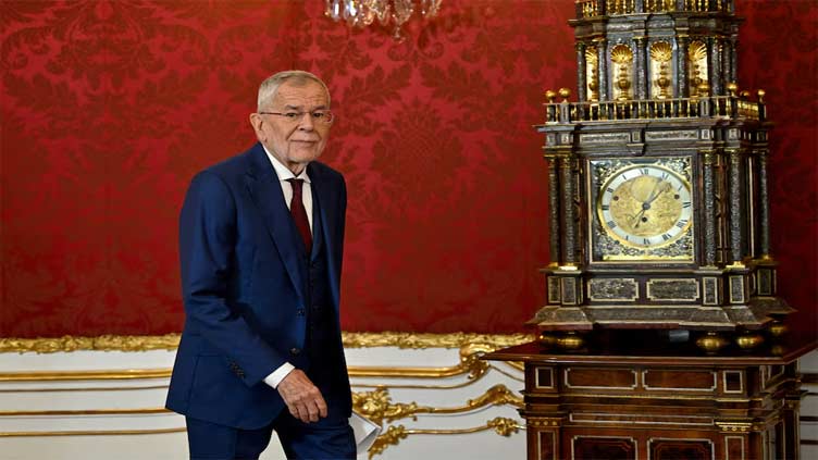 Austrian president recovering after spinal surgery