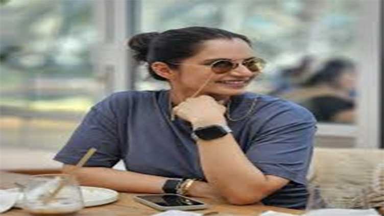 Sania Mirza's post 'What a smile can hide' floods comments