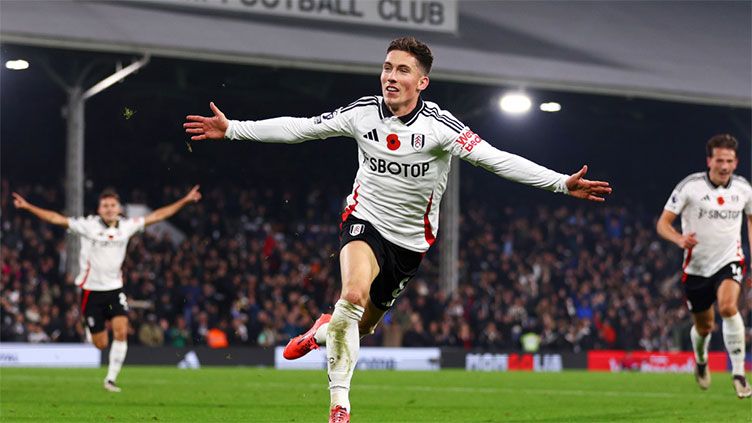 Fulham strike twice in stoppage time to beat Brentford