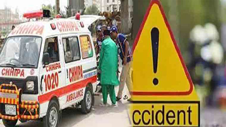 Two killed in van, motorcycle collision in Sujawal