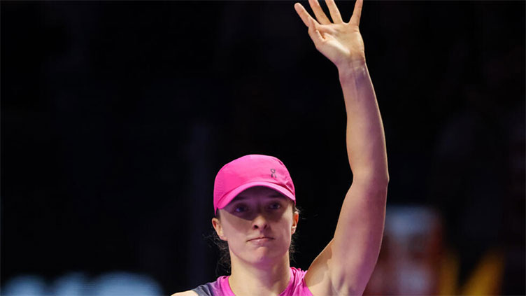 Swiatek eliminated from WTA Finals, Krejcikova into semis