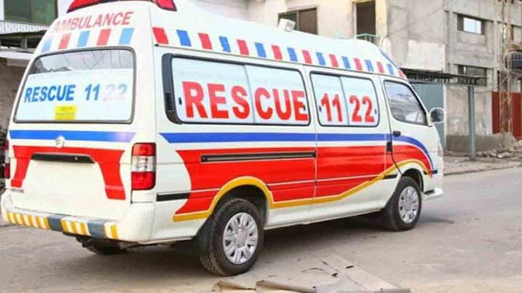 Four killed, 13 injured in bus-tractor collision in Lasbela