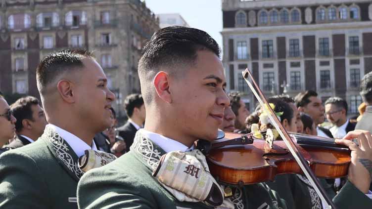 More than 1,000 mariachis belt out classics like 'Cielito Lindo' in a Mexico City plaza