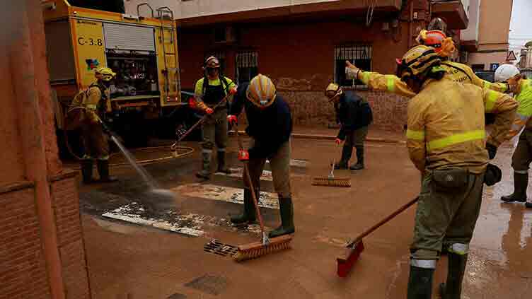 Schools shut, thousands evacuated as Spain braces for fresh floods