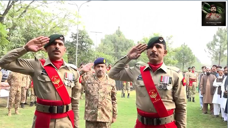 Martyred Pakistan army Major, Havaldar laid to rest with full military honours