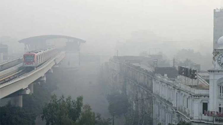 Lahore remains smoggy and world's most polluted city for second successive day 