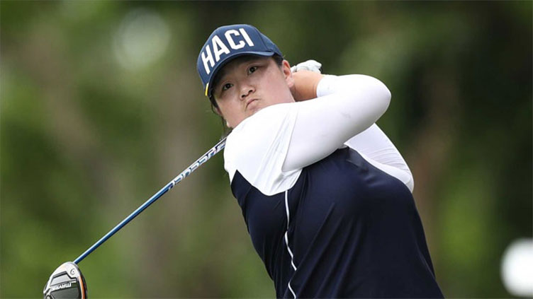 Yin avoids penalty to keep lead as Korda charges at LPGA Tour Championship