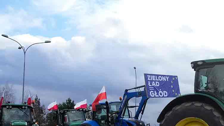 Polish farmers block border crossing with Ukraine in Mercosur trade protest -report