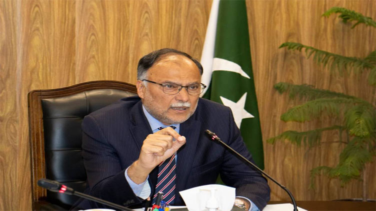 Imran Khan's release is only possible through legal pathway, asserts Ahsan Iqbal  