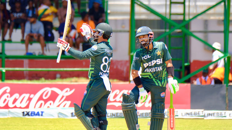 Kamran's maiden ODI ton helps Pakistan set target of 304 