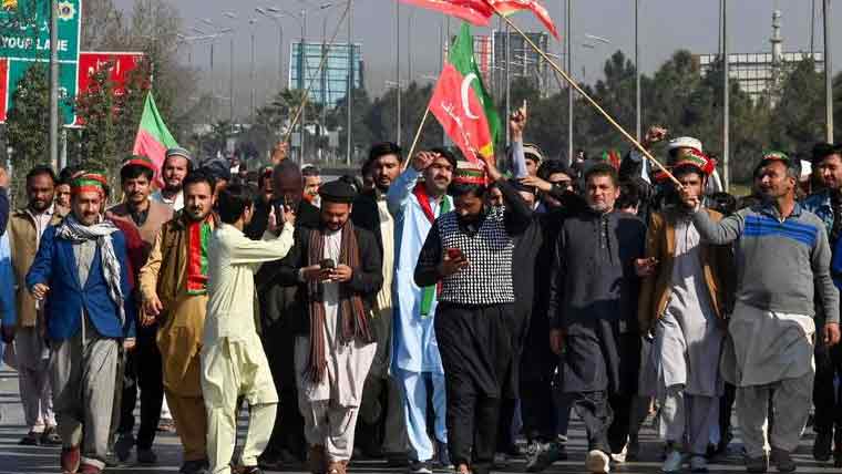 پی ٹی آئی کا احتجاج: راولپنڈی میں مزید 2 مقدمات درج، دہشتگردی کی دفعات شامل