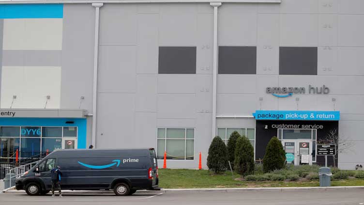 Amazon plans to hire 250,000 workers for the holidays