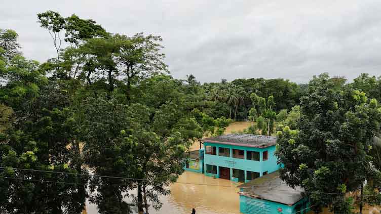 Floods in Bangladesh leave five dead, thousands stranded