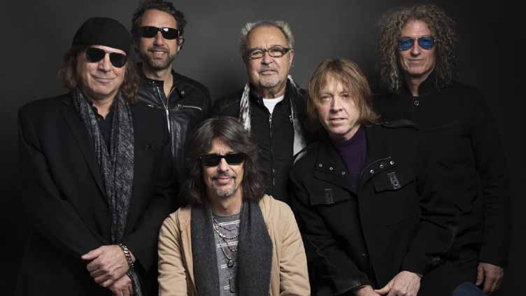 After years of finding the Rock & Roll Hall of Fame cold as ice, Foreigner now knows what love is