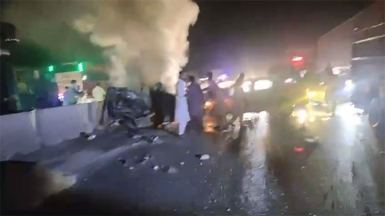 Three killed, eight injured in four-vehicle pileup in Jamshoro