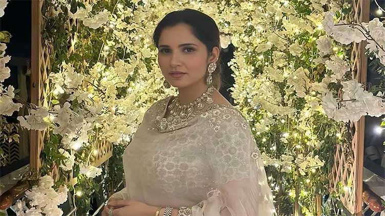 Sania Mirza's latest Dubai pics go viral