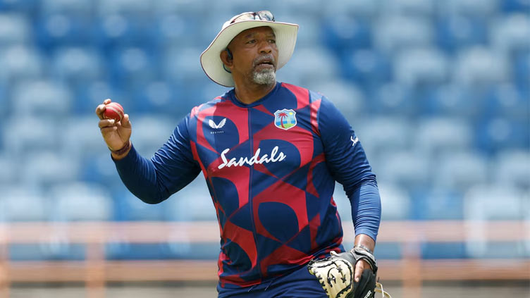 Bangladesh name Simmons as coach after suspending Hathurusingha