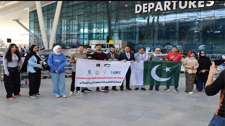 Another batch of Palestinian students to reach Pakistan for medical studies