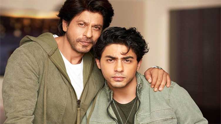 Shah Rukh Khan seeks support of fans for son's brand