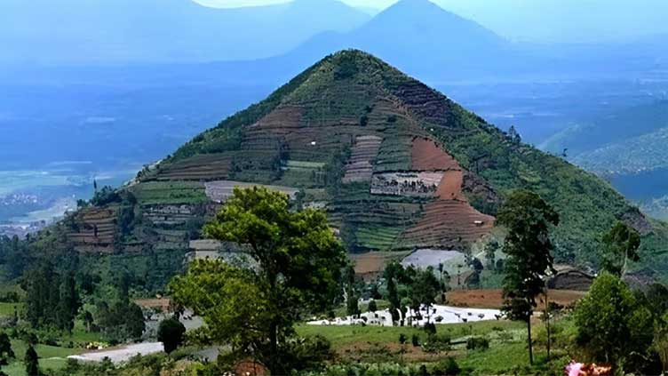 'World's oldest pyramid' built 25,000 years ago was not made by humans, archaeologists claim