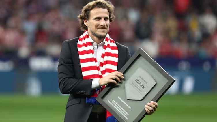 Former Uruguay striker Forlan to play in professional tennis tournament