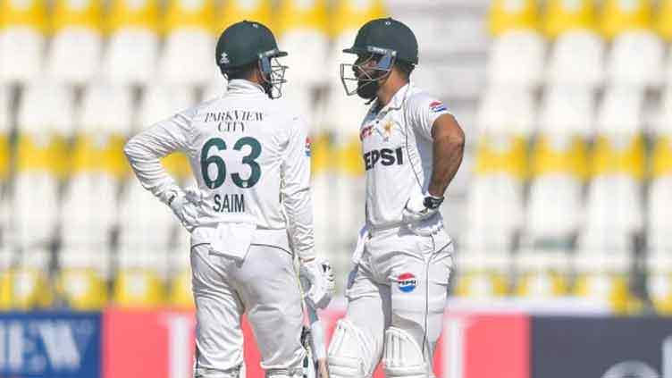 Pakistan 73/3 in pursuit of England's 267 at stumps on Day 1