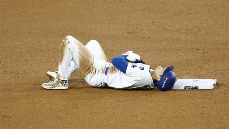 Ohtani injury scare as Dodgers down Yankees to take 2-0 World Series lead