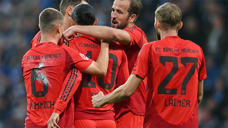 Bayern thump Bochum to retake Bundesliga top spot